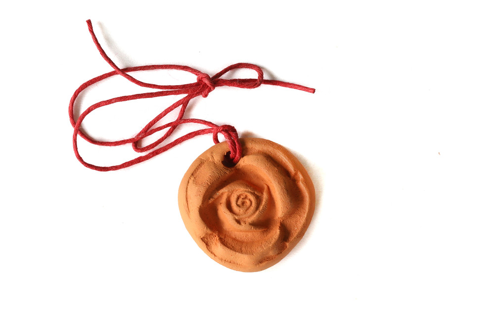Terra_Cotta_Pendant_New__05725.1732726916